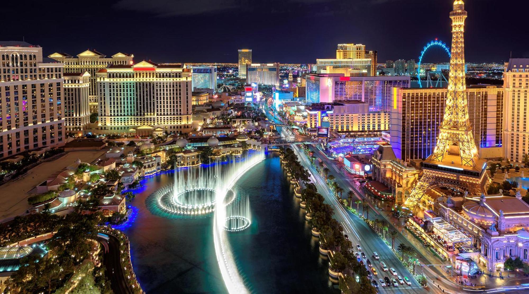 Lucky Gem Penthouse & Luxury Suites At Signature Resort, Balcony Strip View 2605 Лас-Вегас Экстерьер фото